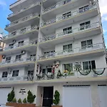 Apto 2 Dorm Bem Localizado
